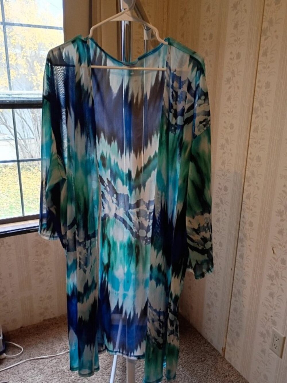 Women's swim wrap
